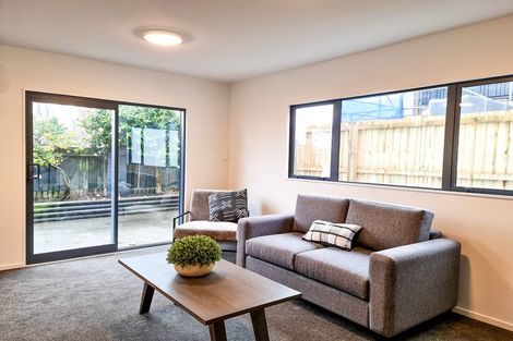 Photo of property in 2/10 Nova Place, Christchurch Central, Christchurch, 8011