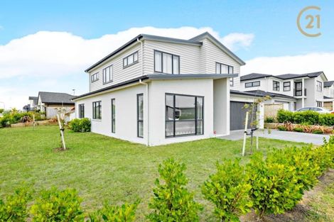 Photo of property in 17 Kabardin Street, Karaka, Papakura, 2113