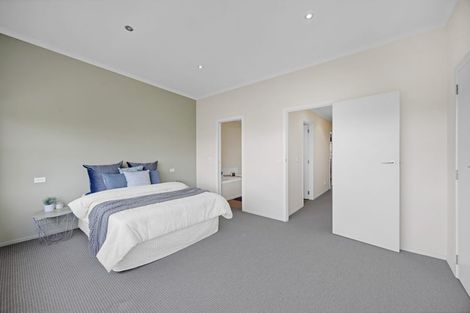 Photo of property in The Strand, 4/16 Ronald Street, Strandon, New Plymouth, 4312