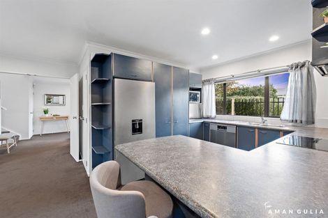 Photo of property in 2 Whitbourne Heights, Manurewa, Auckland, 2105