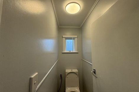 Photo of property in 2 Cameron Road, Hamilton East, Hamilton, 3216