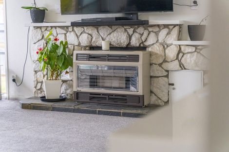 Photo of property in 55 Hawai Street, Two Mile Bay, Taupo, 3330