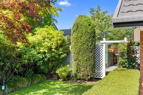 Photo of property in 5 Amesbury Mews, Avonhead, Christchurch, 8042