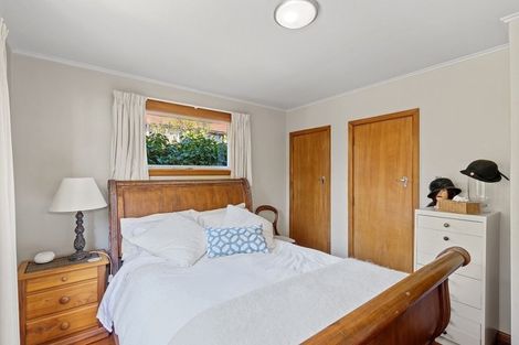 Photo of property in 2/172 Centaurus Road, Saint Martins, Christchurch, 8022