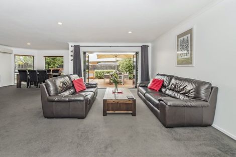 Photo of property in 47 Overbury Crescent, Rolleston, 7614