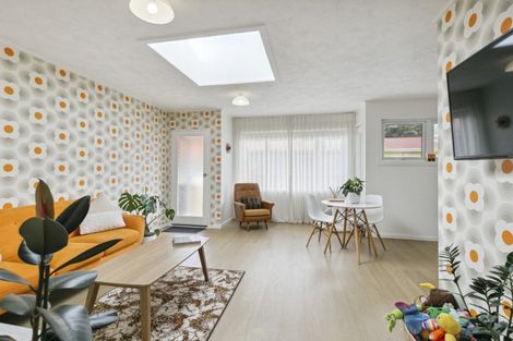 Photo of property in 10/171f Queens Drive, Lyall Bay, Wellington, 6022