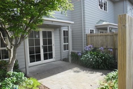Photo of property in 8 Waldie Grove, Avalon, Lower Hutt, 5011