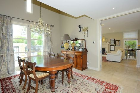 Photo of property in 87 Fendalton Road, Fendalton, Christchurch, 8014