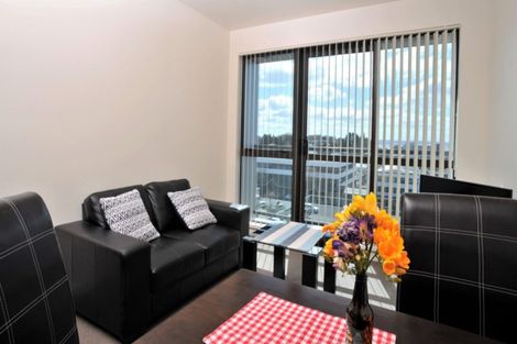 Photo of property in Royal Court Apartments, 1193unit Hinemoa Street, Rotorua, 3010
