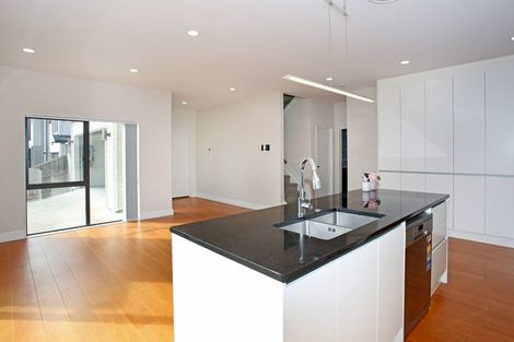 Photo of property in 21 Francesco Drive, Karaka, Papakura, 2113