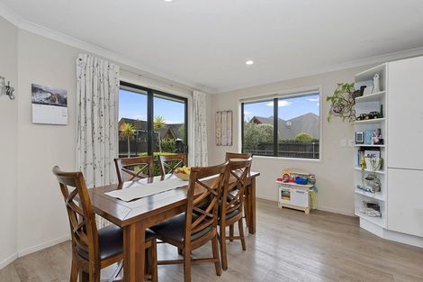 Photo of property in 60 Bramley Drive, Rototuna, Hamilton, 3210