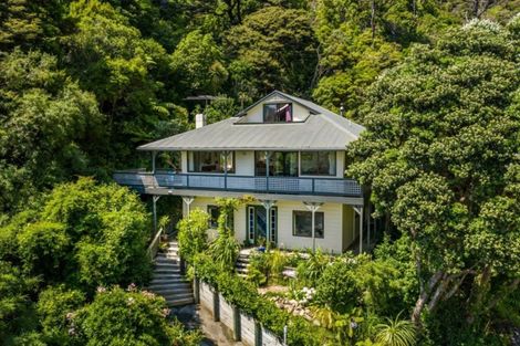Photo of property in 16 Marama Terrace, Eastbourne, Lower Hutt, 5013