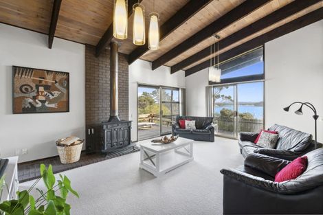 Photo of property in 132 Aeroview Drive, Beach Haven, Auckland, 0626