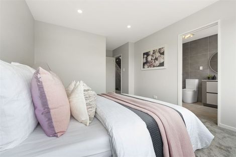 Photo of property in 39 Matakohe Road, Westgate, Auckland, 0814