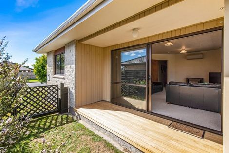 Photo of property in 72 Kapanui Road, Waikanae, 5036