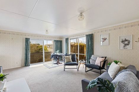 Photo of property in 2/2 Grey Street, Waitara, 4320