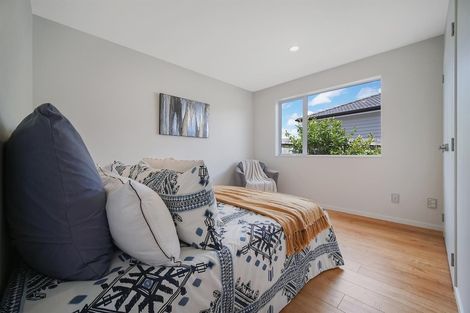 Photo of property in 116 Keri Vista Rise, Papakura, 2110