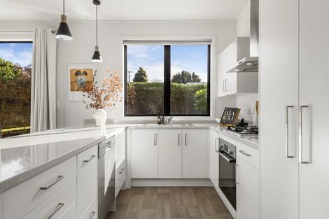 Photo of property in 14 Fordham Street, Beach Haven, Auckland, 0626