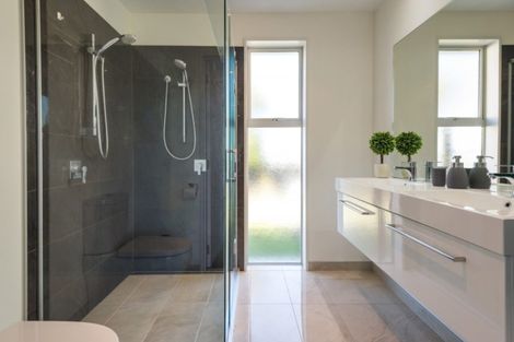 Photo of property in 33 Reginald Street, Burwood, Christchurch, 8083