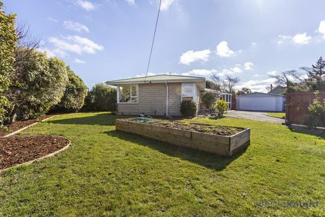 Photo of property in 1 Fulham Street, Islington, Christchurch, 8042