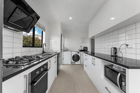 Photo of property in 1/34a Helena Street, Massey, Auckland, 0614
