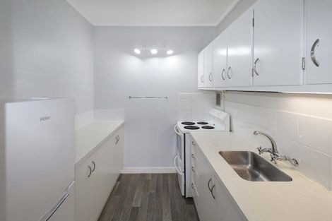 Photo of property in Hobson Court Flats, 77/70u Hobson Street, Thorndon, Wellington, 6011