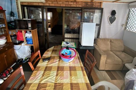 Photo of property in 8 Freyberg Avenue, Papatoetoe, Auckland, 2104