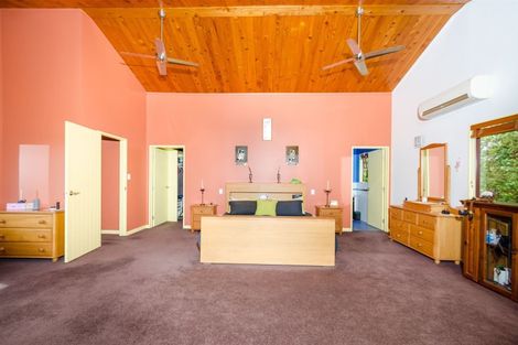 Photo of property in 187 Valley Road, Waimauku, 0881