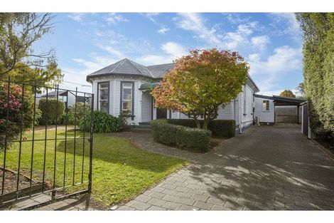 Photo of property in 23 Gresford Street, Edgeware, Christchurch, 8013