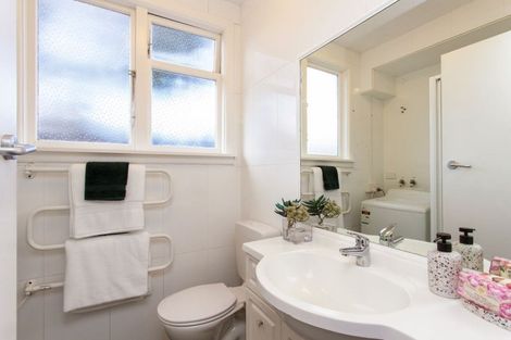 Photo of property in 2/78 Holly Road, St Albans, Christchurch, 8014