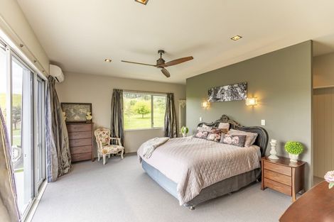 Photo of property in 180a Tikokino Road, Waipawa, 4273