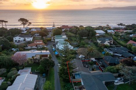 Photo of property in 1a Arawa Street, Raumati Beach, Paraparaumu, 5032