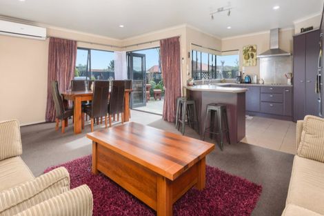 Photo of property in 16 Marick Place, Papamoa Beach, Papamoa, 3118