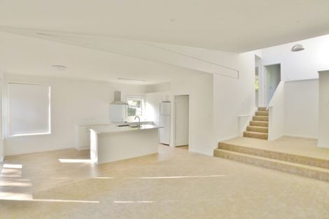 Photo of property in 192 Henderson Valley Road, Henderson, Auckland, 0612