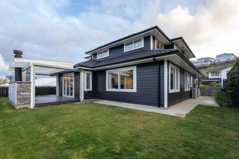 Photo of property in 100 Melksham Drive, Churton Park, Wellington, 6037