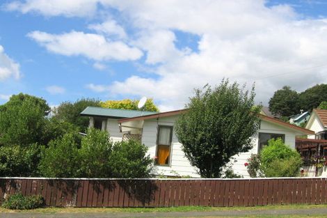Photo of property in 9b Crystal Grove, Birchville, Upper Hutt, 5018