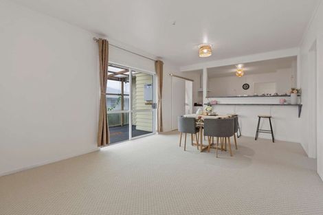 Photo of property in 21 Elliott Crescent, Owhata, Rotorua, 3010