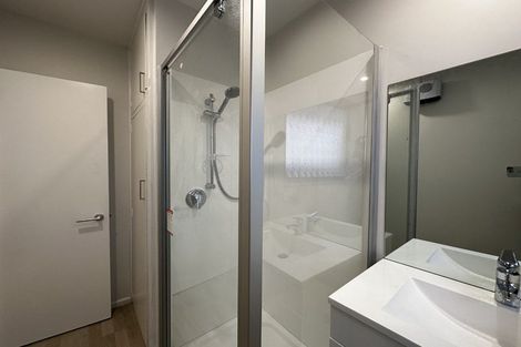 Photo of property in 1/4 Grove Road, Addington, Christchurch, 8024
