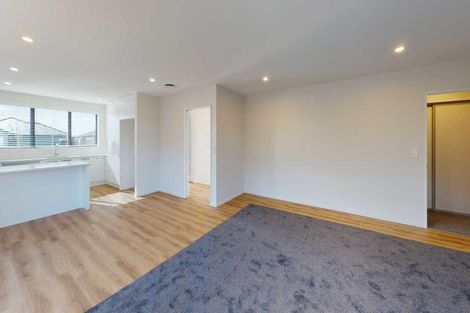 Photo of property in 14 Broadway Parade, Rolleston, 7615