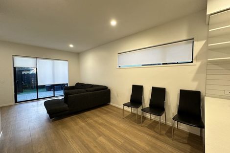 Photo of property in 1/47a Huntington Drive, Huntington Park, Auckland, 2013