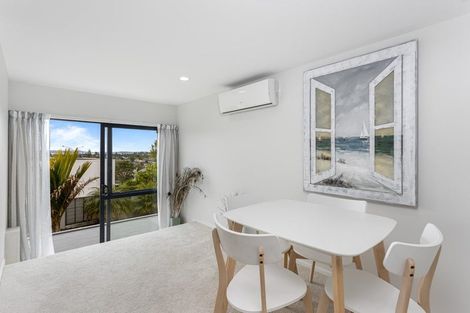 Photo of property in 49 The Ritz, Orewa, 0931