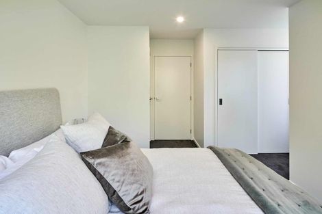 Photo of property in 17 Ara Toutouwai, Karori, Wellington, 6012