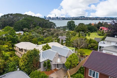 Photo of property in 52a Colonial Road, Birkenhead, Auckland, 0626