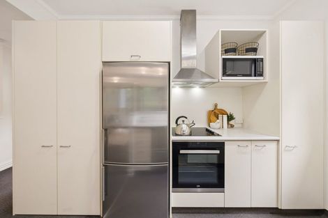 Photo of property in 10/162 Aro Street, Aro Valley, Wellington, 6021