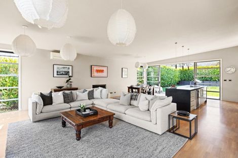 Photo of property in 54 Rochfort Road, Havelock North, 4130