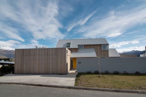 Photo of property in 15 Shaw Street, Arrowtown, 9302