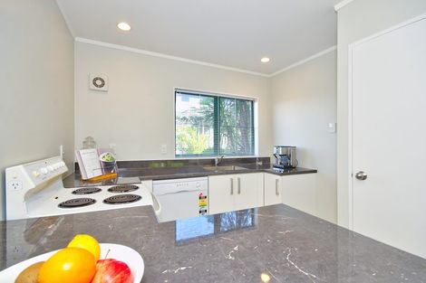 Photo of property in 7/193 Eskdale Road, Birkenhead, Auckland, 0626