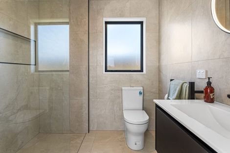 Photo of property in 18 Salkeld Place, Woodend, 7610