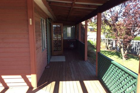 Photo of property in 15 Simons Street, Twizel, 7901