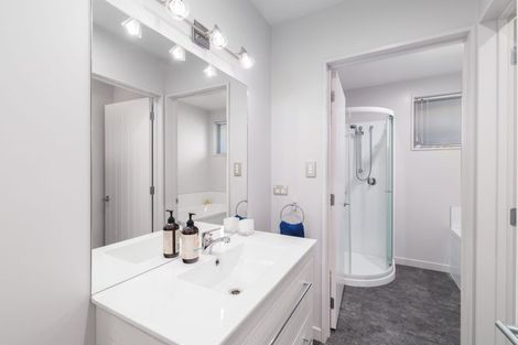 Photo of property in 33c Wilsons Road South, Saint Martins, Christchurch, 8022